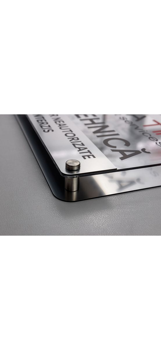 Plăcuță personalizată la comandă cu adresa sau afacerea ta cu logo, text sau grafică, printare UV, distanțiere incluse