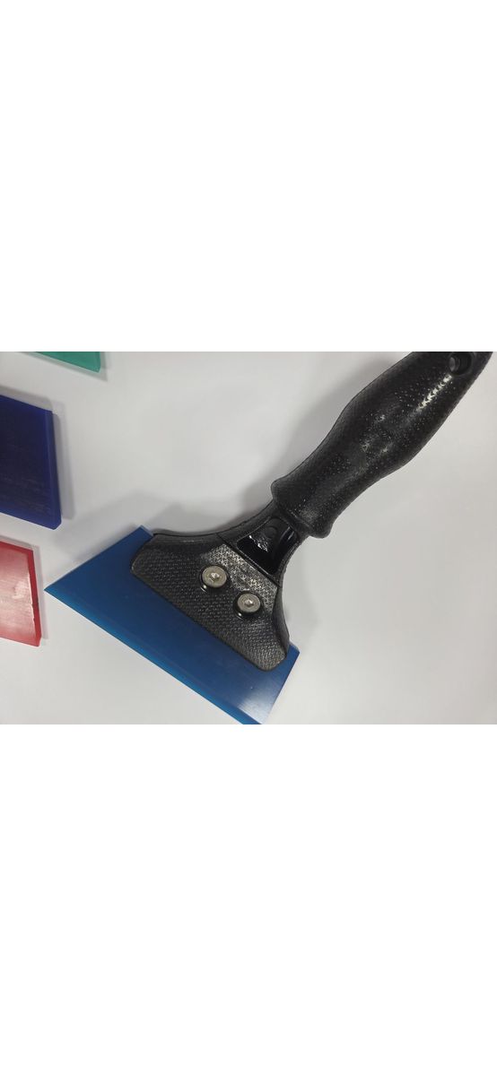 Racletă aplicare folie geam cu 3 rezerve poliuretan – duritate diferită pentru montaj profesional