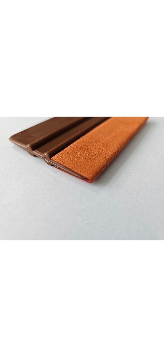 Racletă profesională pentru aplicare folie, autocolant şi stickere, din plastic, cu o latură din piele întoarsă