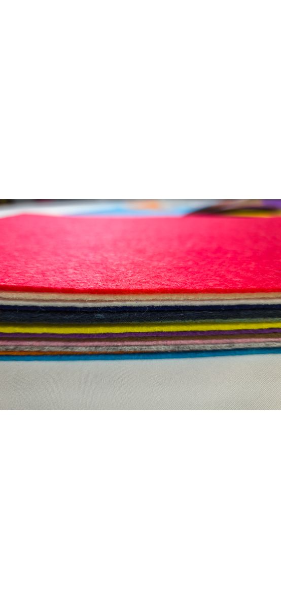 Set 13 coli A4 de pâslă colorată, 1 mm grosime, pentru artizanat şi crafturi
