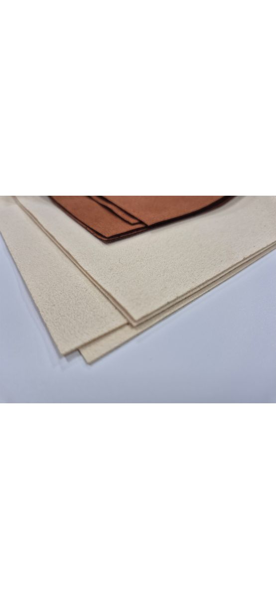 Lavetă Premium Suede Clear pentru curățare ochelari, ecrane și suprafețe din sticlă - set din două bucăți
