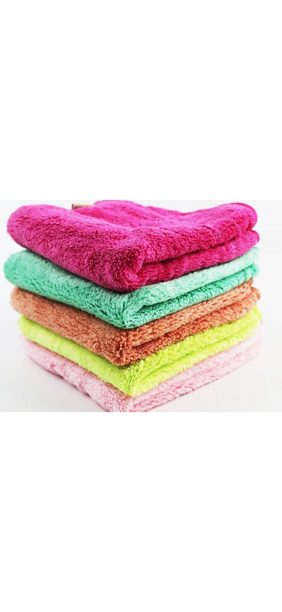 Lavetă din microfibră pufoasă, margini tivite, ideală pentru șters praful, curățarea mizeriei, dar și pentru absorbția de lichide - set de 5 bucăți plus spatulă depuneri - gratuită
