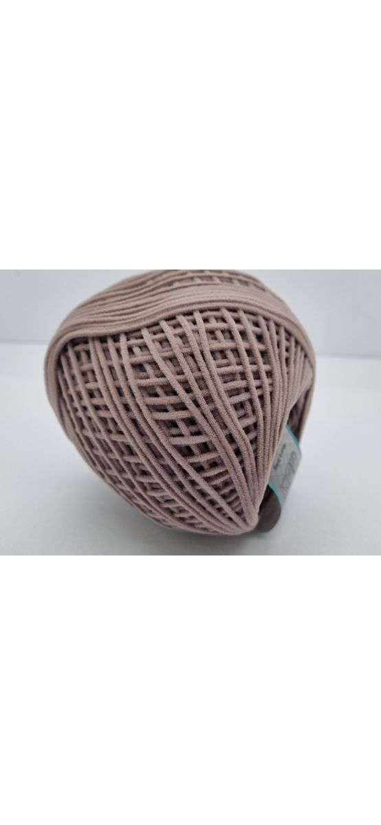 Snur catifelat gri taupe, Maccaroni Suede, pentru tricotat si crosetat