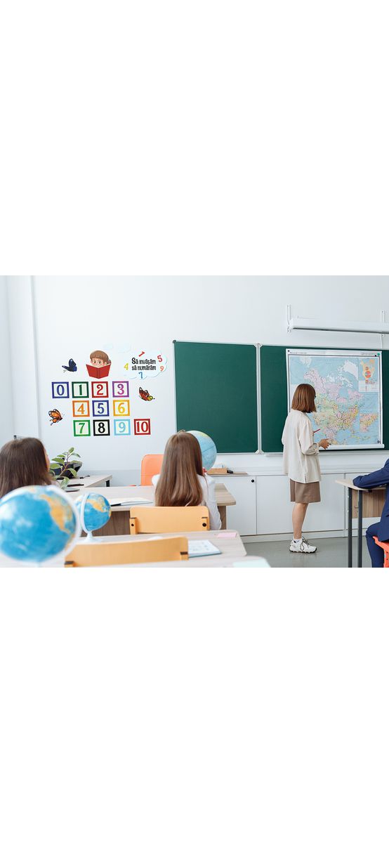 Sticker educativ Invățăm să numărăm, numere în pătrate, decorațiune pentru școli și grădinițe, planșă de100x65 cm, racletă inclusă