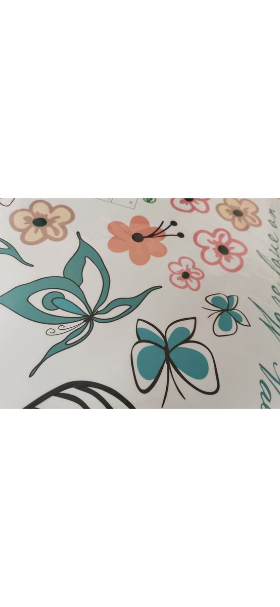 Sticker copii Fetiţa cu fluturi, Folina, culori pastel 