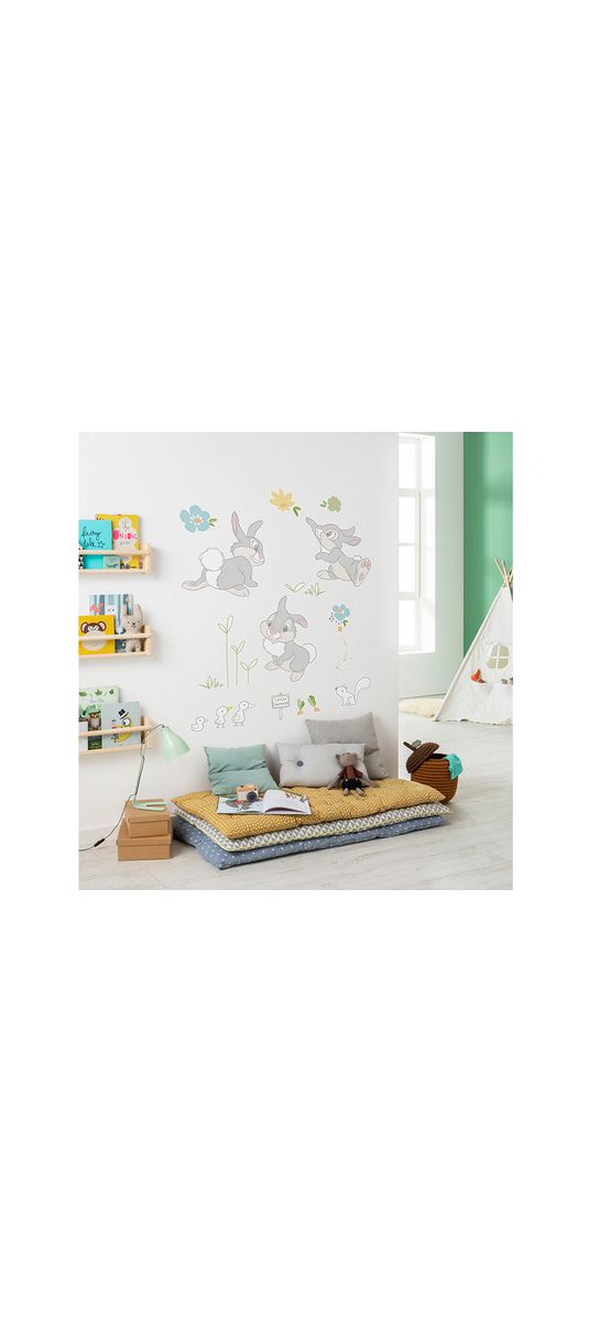 Stickere Iepuraşul Bocănilă în grădină, Komar, planşă de 50x70 cm