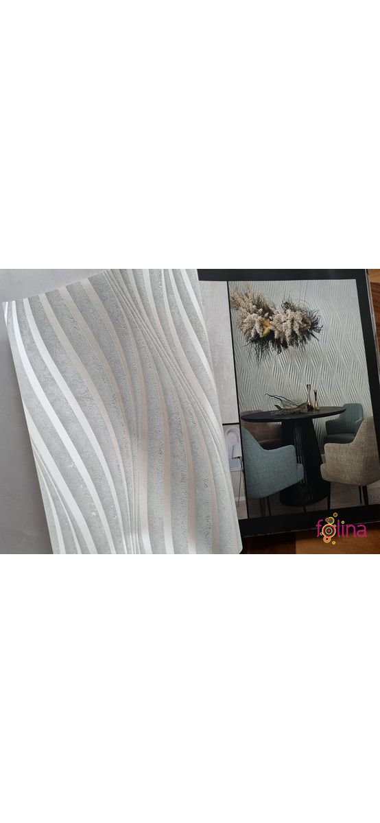 Tapet gri deschis cu model dungi şerpuite argintii, Marburg City Glow 34260