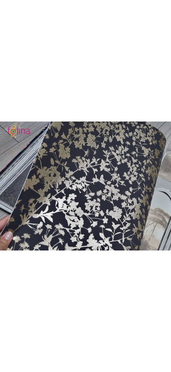 Tapet negru cu model floral auriu, Ugepa Adele M52409