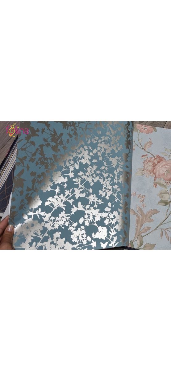 Tapet vernil cu model floral argintiu, Ugepa Adele M52414