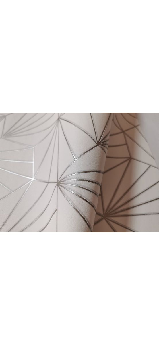 Tapet modern alb, Ugepa, cu model geometric argintiu, Galactik L94900