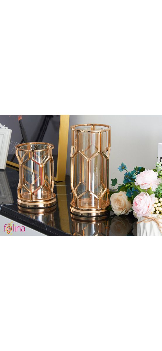 Vază decorativă din sticlă cu suport metalic auriu, Grid Iron, pentru flori sau lumânări, 20 cm înălţime
