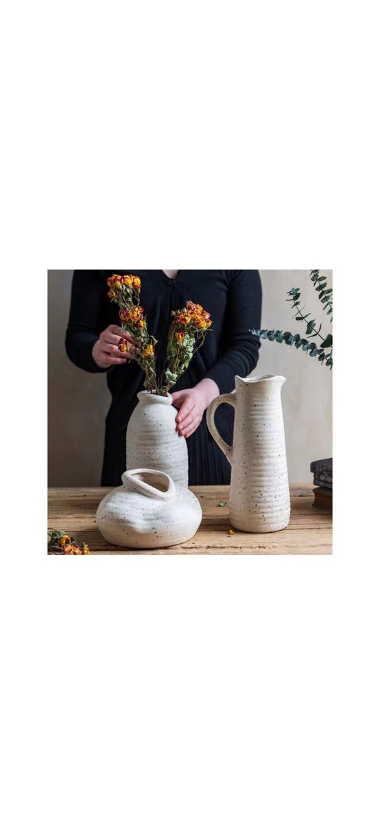 Vază ceramică tip ulcior, crem nisipiu, 28 cm înălţime